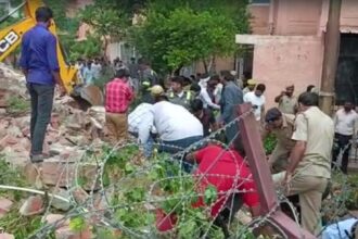 दीवार गिरने से चार निर्माण श्रमिकों की मौत