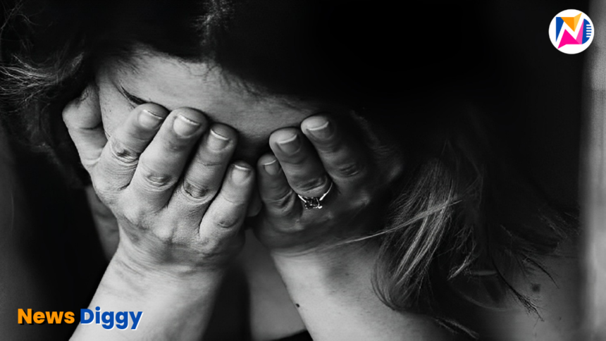 बेंगलुरु Girls accused physically assault in Bangalore