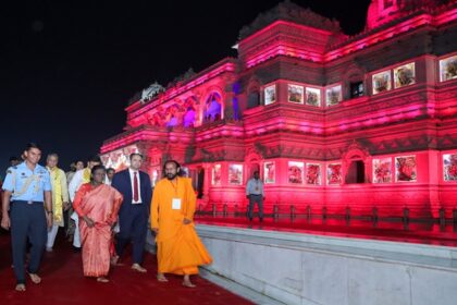 president draupadi murmu in prem mandir vrindavan